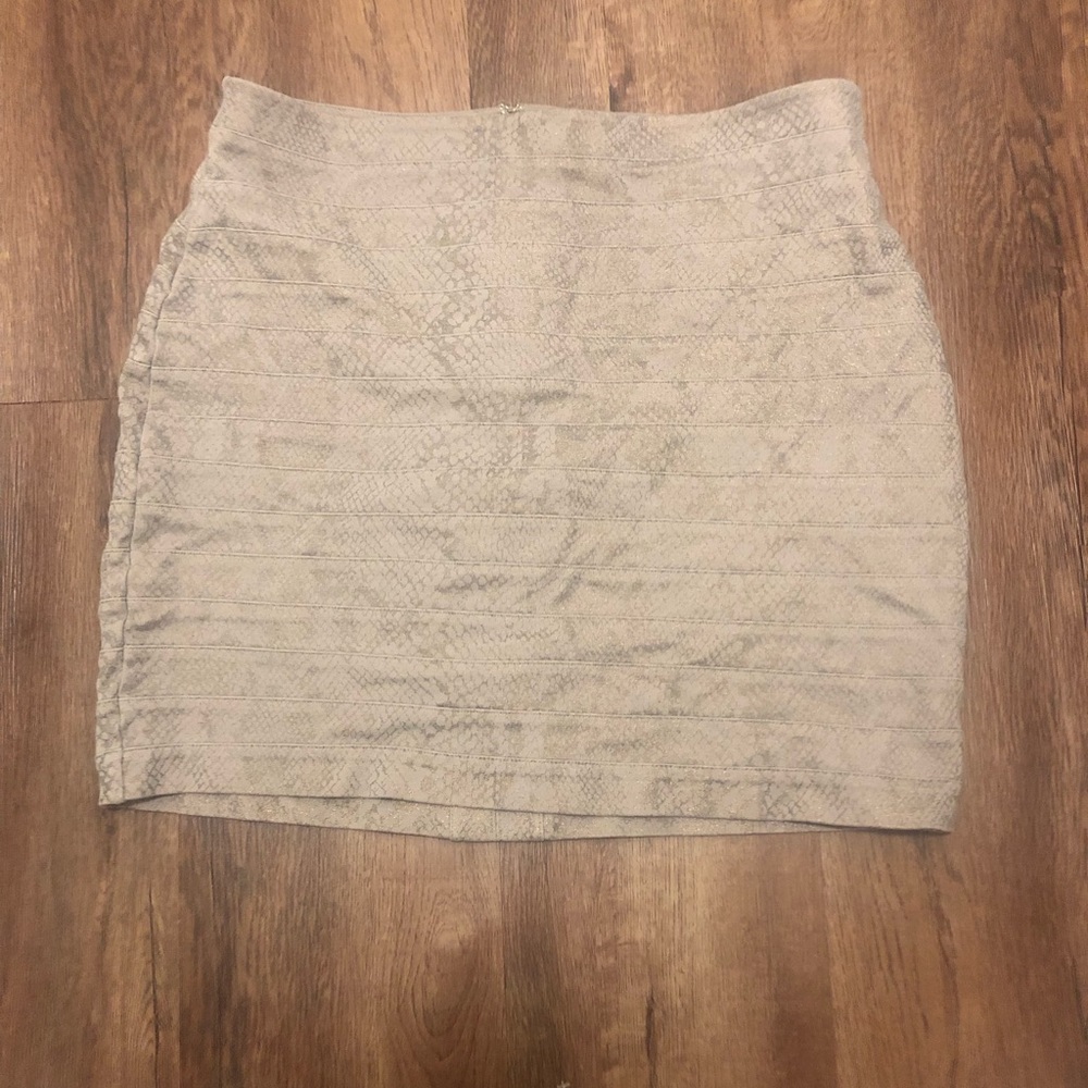 Women’s express mini skirt tan size 12